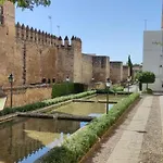 Patio De La Muralla