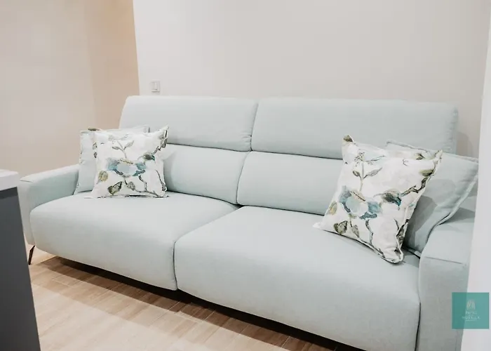 Patio De La Muralla *